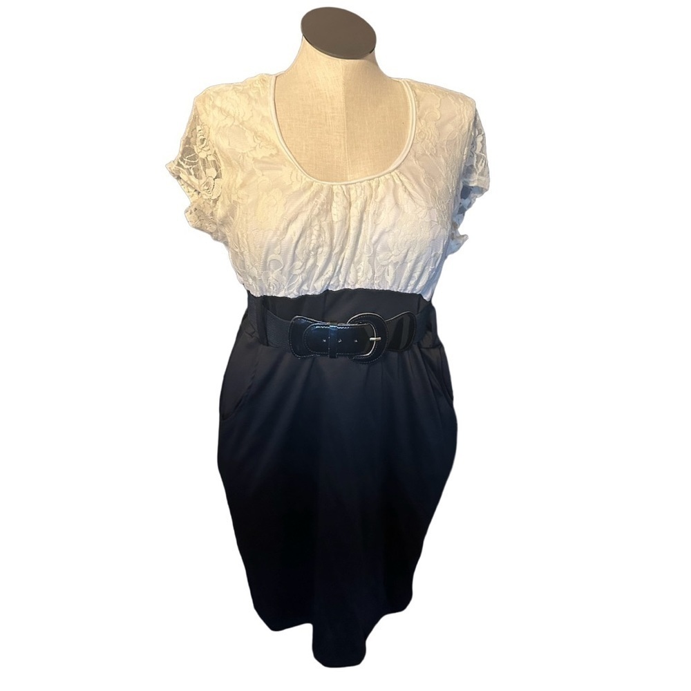 DOTTED white and black pencil dress with Lacey top short sleeve with belt sz 2X